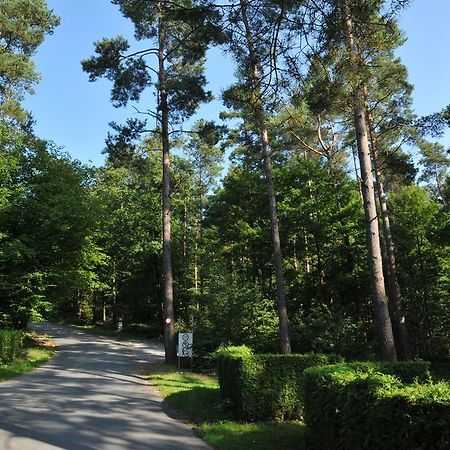 Village De Vacances De Vencimont Vonêche Esterno foto